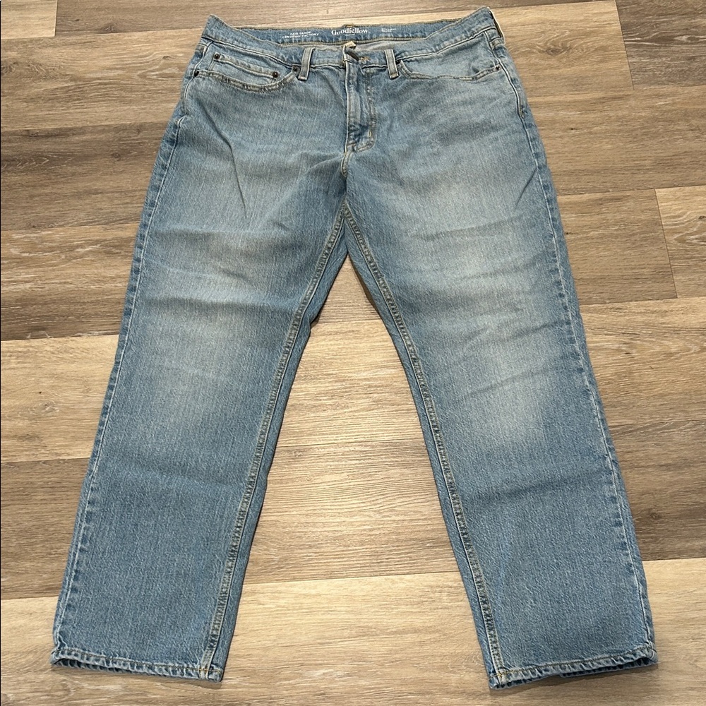 Goodfellow & Co Light Blue Relaxed Men's Jeans